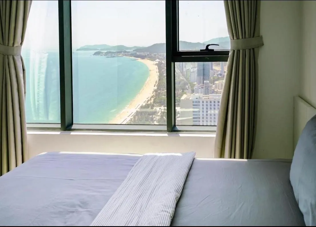 Infinity Sea View Apartment Να Τρανγκ