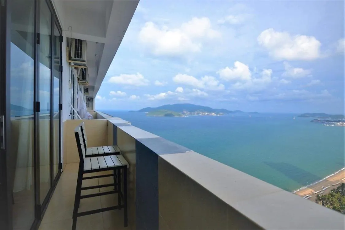 Infinity Sea View Apartment Να Τρανγκ