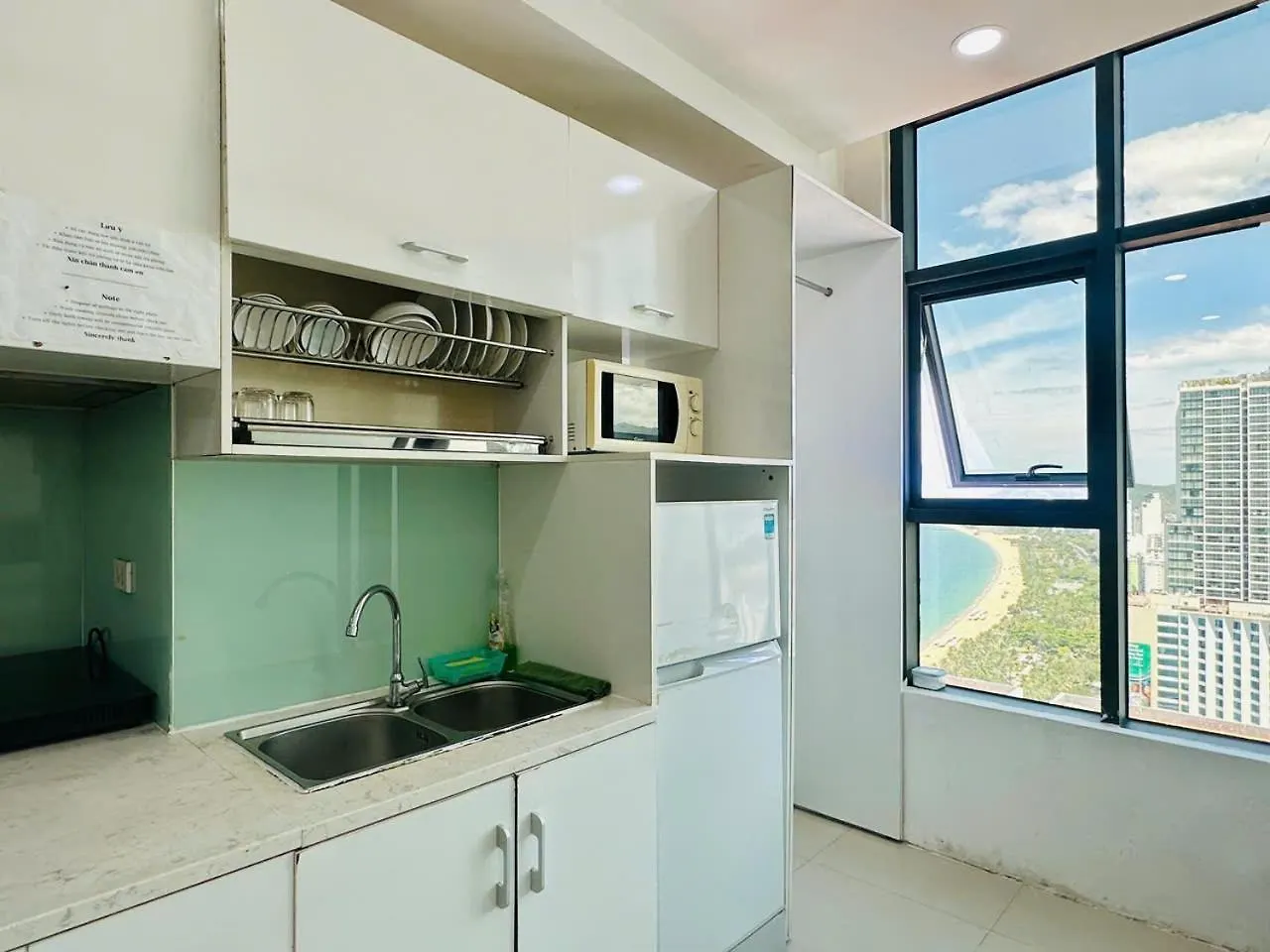 Infinity Sea View Apartment Να Τρανγκ