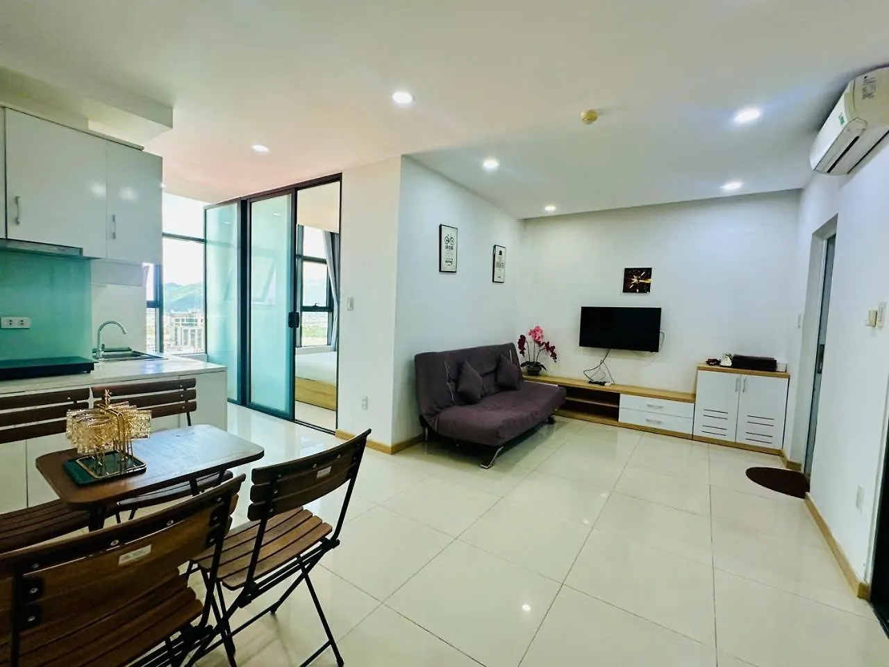 Infinity Sea View Apartment Να Τρανγκ