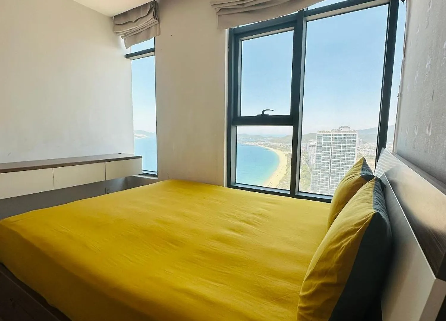 Infinity Sea View Apartment Nha Trang