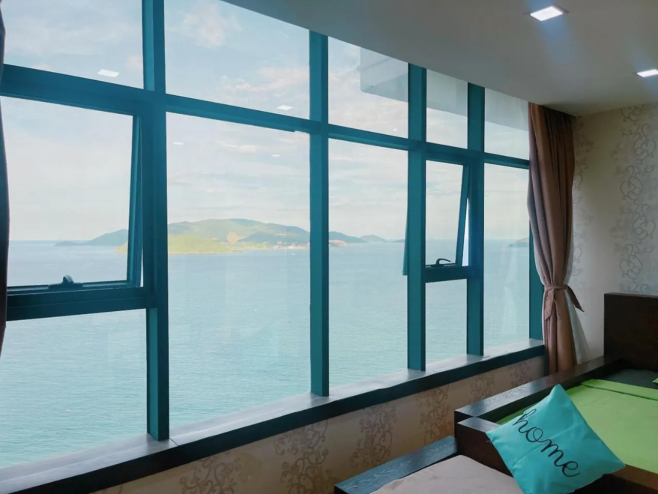 Infinity Sea View Apartment Nha Trang