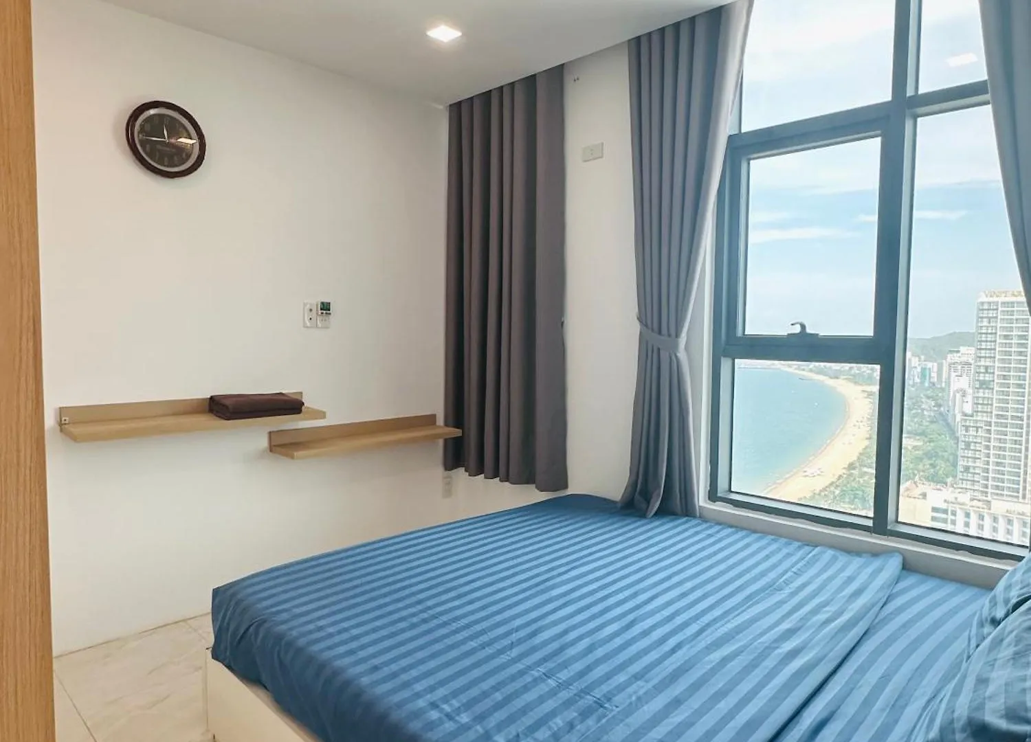 Infinity Sea View Apartment Nha Trang
