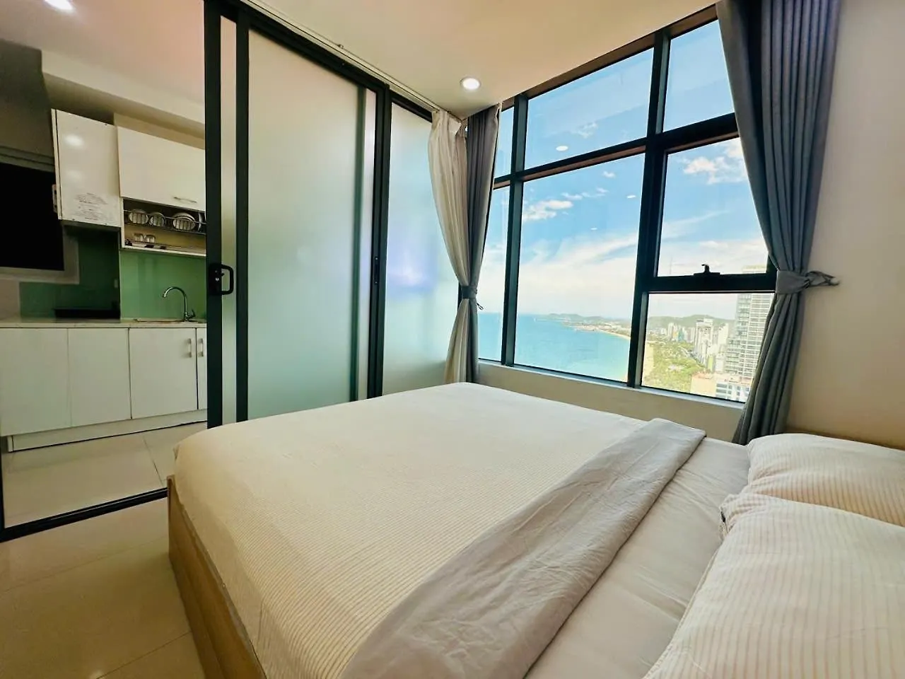 Infinity Sea View Apartment Nha Trang Vietnam
